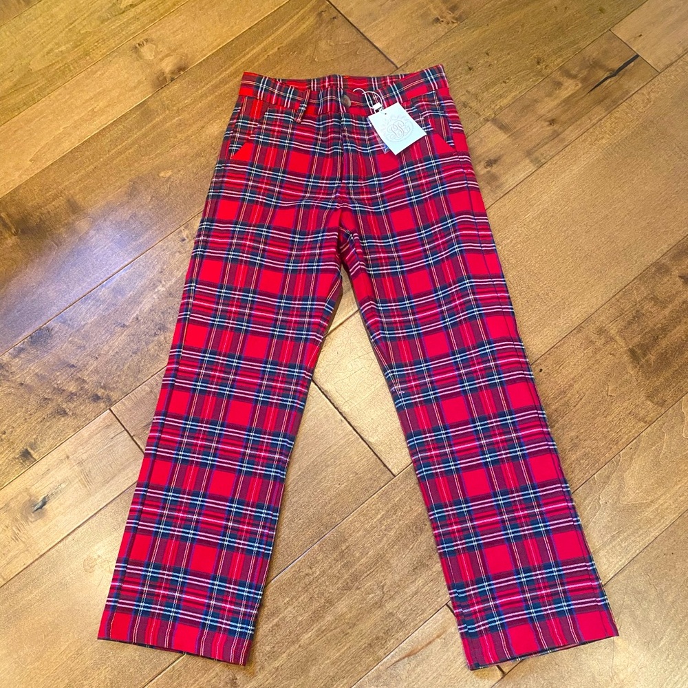 Boys Beaufort Bonnet red tartan plaid pants. Perfect for the holidays, NWT! ❤️